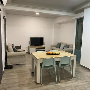 Apartamento Cal Feliu - Piso Amplio En El Centro De, Reus